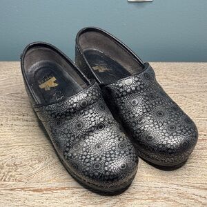 Dansko Black Patterned Mules